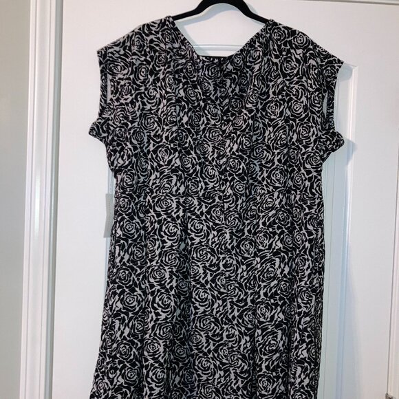 Modcloth - Never Let You Go Fit and Flare Dress 4x NWT - Picture 6 of 7
